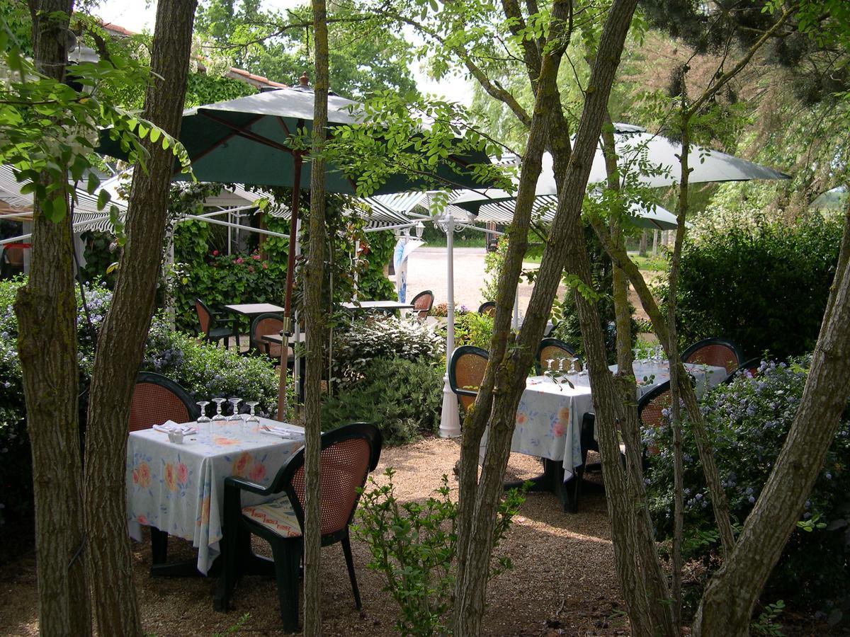 Auberge Du Flambadou Villematier Exterior photo